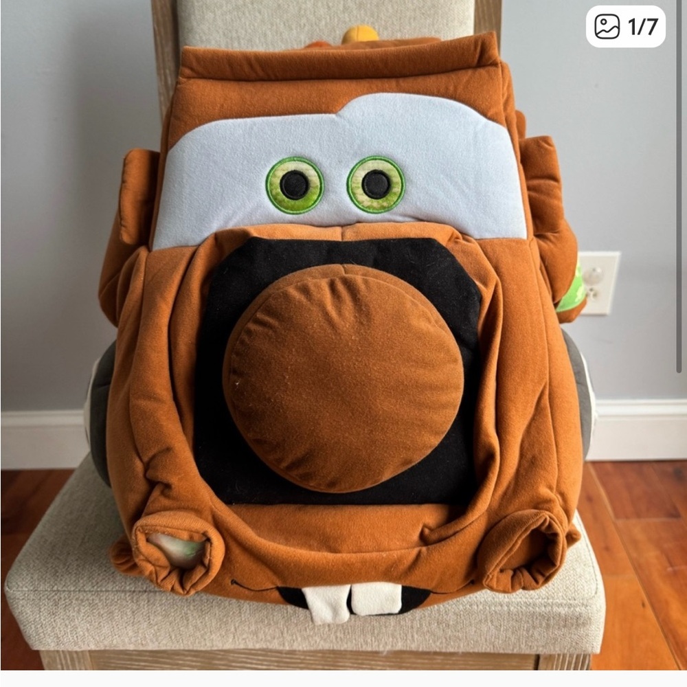 DISNEY STORE RARE TOW MATER PLUSH TODDLER COSTUME S/M